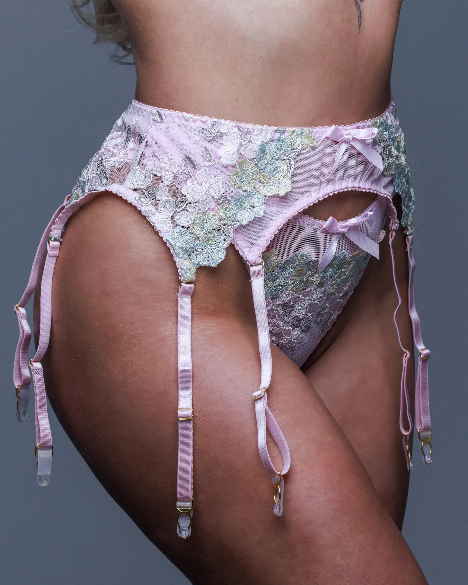 Rose Whisper Lingerie Set